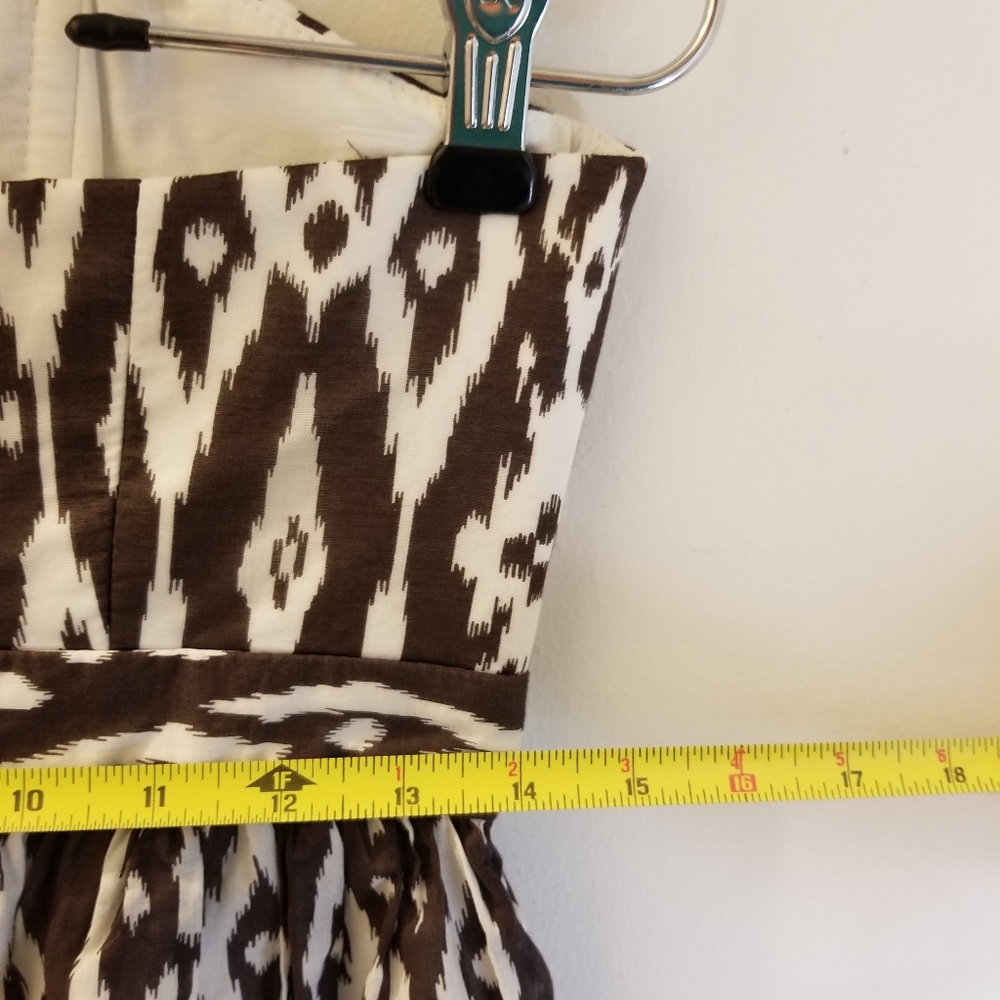 MILLY NY Vintage Brown and White IKAT Print Strapless Cotton Top sz 6 - Picture 15 of 16